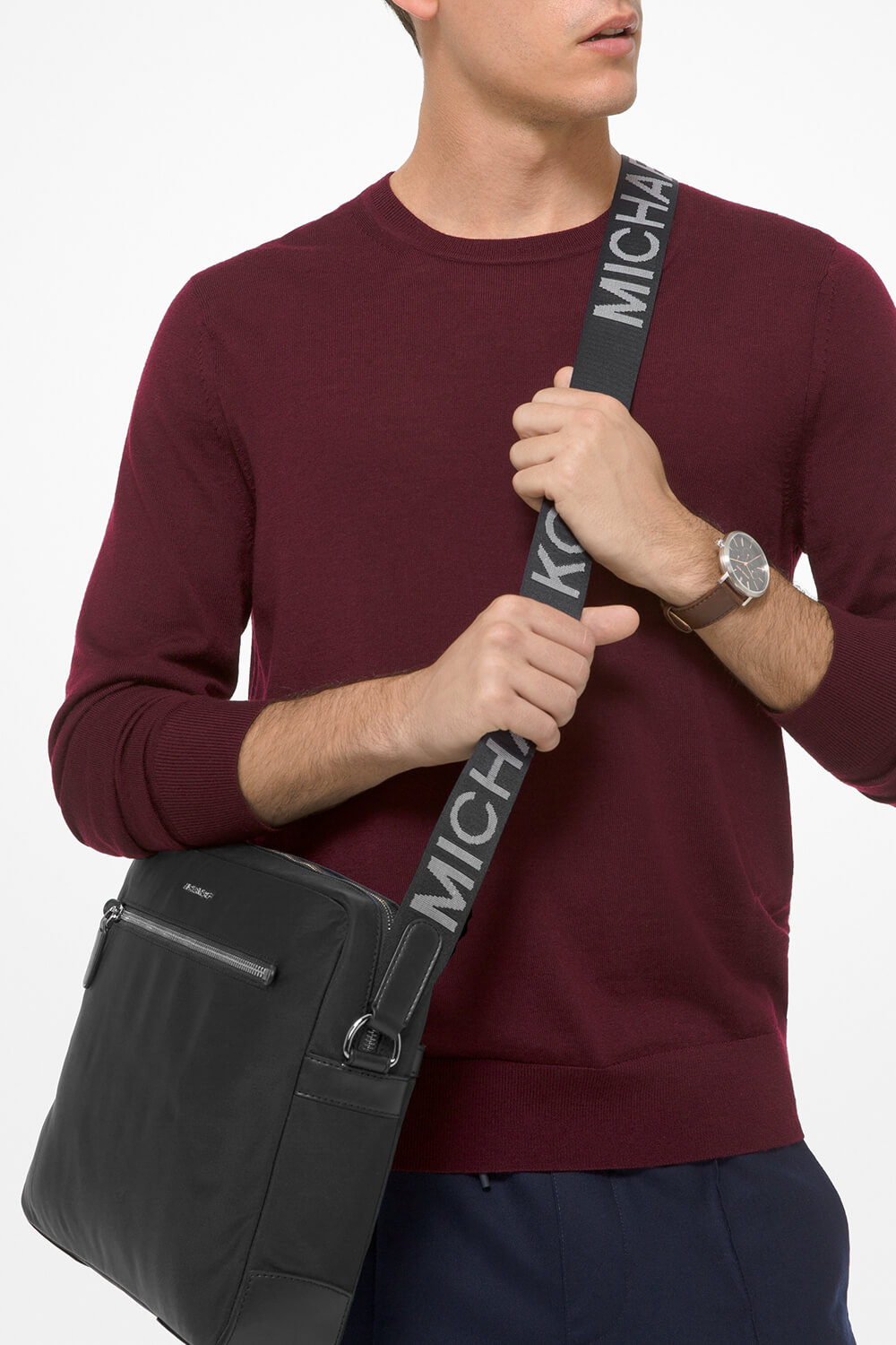 תמונת כל הלוק של Hudson Large Gabardine Messenger Bag MICHAEL KORS